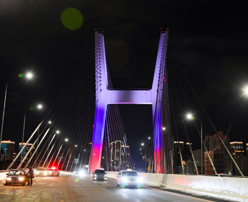 Фото В Новосибирске открыт долгожданный четвертый мост: яркие кадры новой достопримечательности 7